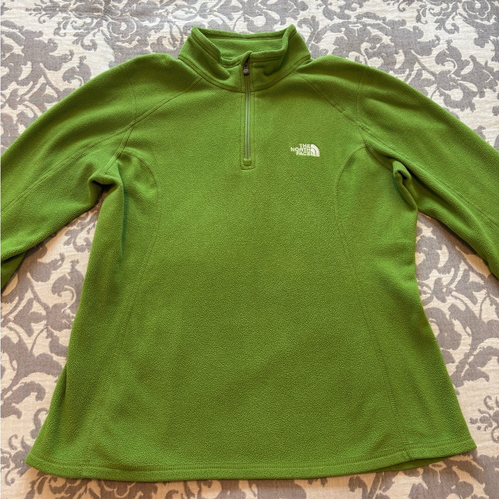 The North Face Women's Vibrant Green 1/4 Zip Fleece Jacket - Picture 2 of 4